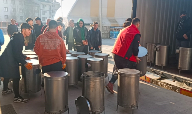 Öğrencilerin ürettikleri sobalar afet bölgesini ısıtacak