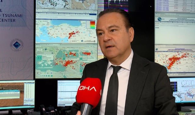 Prof.Dr. Özener: "7-8 metreye varan kaymalar gözlemlendi"