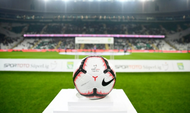 Süper Lig'de maçların başlayacağı tarih belli oldu