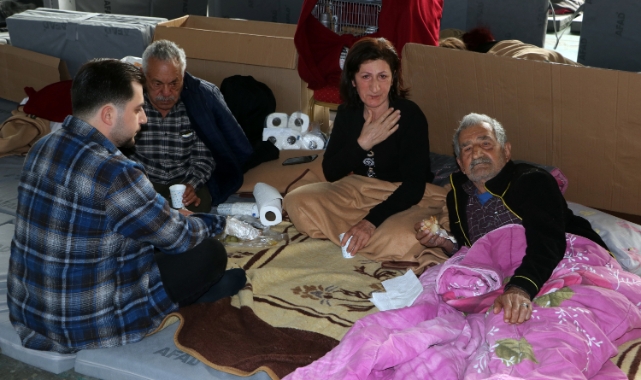 Tedirginliği yaşayan halk evlerine dönemiyor