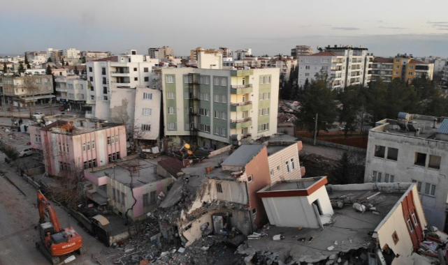 Türkiye'yi sarsan deprem! Can kaybı 36 bin 187'ye yükseldi!