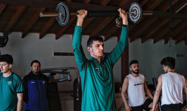 Yeşil beyazlılar kuvvet çalıştı
