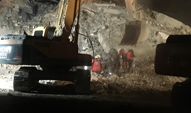 Yıkılan binada şok soruşturma