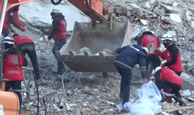 'Yine deprem olacak' diyerek hırsızlık yapmaya çalıştılar