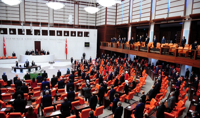 YÖK Kanunu TBMM'de kabul edildi
