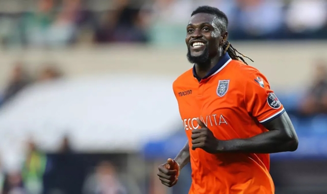 Adebayor futbolu bıraktı