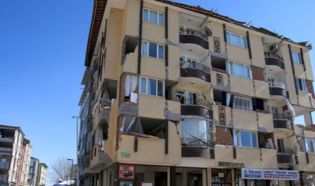 AFAD uyardı! "O binalara girmeyin"