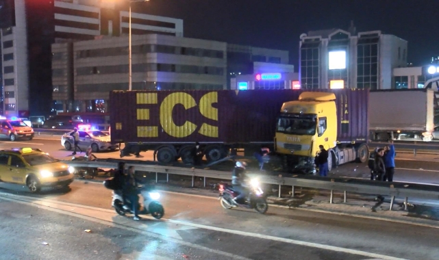 Alkollü TIR şoförü trafiği felç etti!