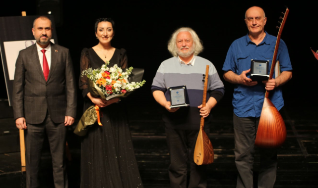 Aşık Veysel, eserleriyle Bursa'da anıldı