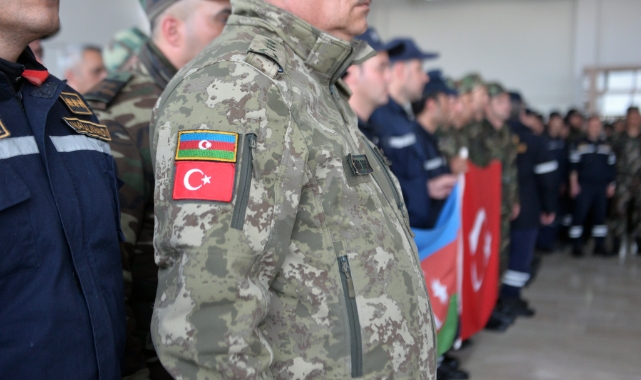 Azerbaycan arama-kurtarma ekibi yolcu edildi