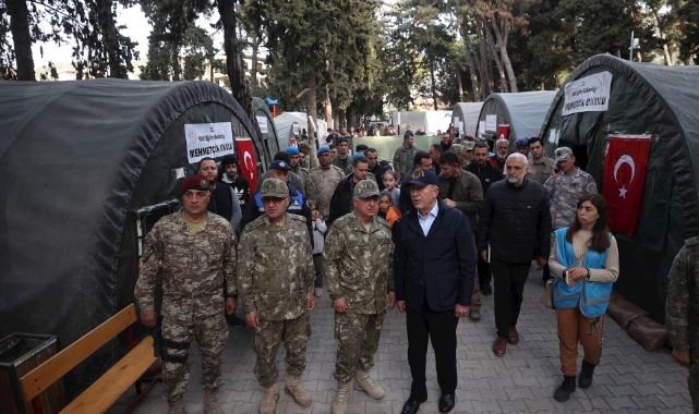 Bakan Akar, Hatay'da incelemelerde bulundu