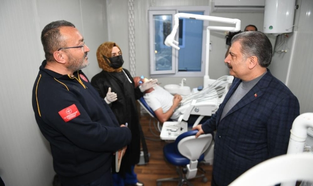 Bakan Koca: “Konteyner hastaneyi devralarak hizmete başladık”