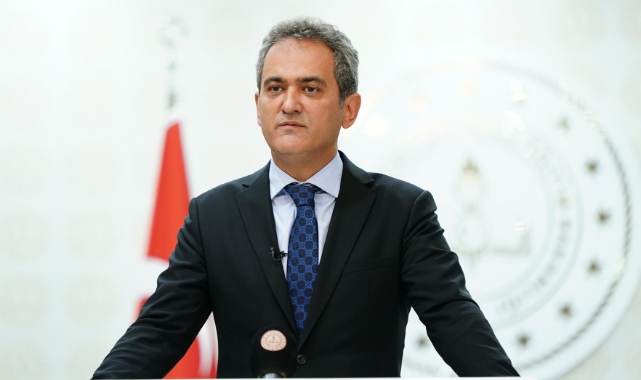 Bakan Özer açıkladı: 242 bin 904 öğrenci nakledildi