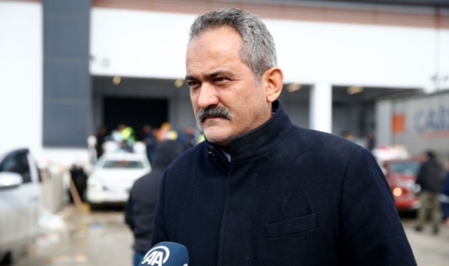 Bakan Özer: "Afet bölgesinde TRT EBA ile eğitimi destekliyoruz"