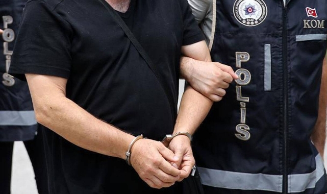 Binlerce sentetik ecza maddesi ele geçirildi