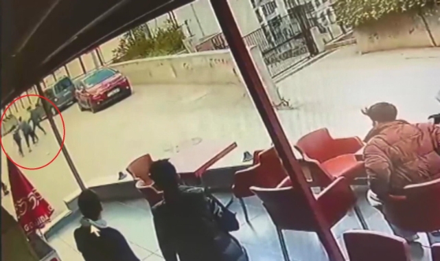 Bursa'da dehşet! Ortaokul öğrencisi, tartıştığı liseliyi bıçakladı