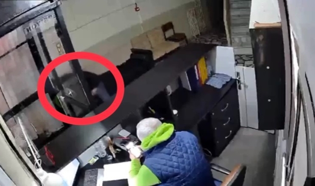 Bursa'da otele müşteri gibi girerek soygun yaptı