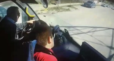 Bursa'da yolcu otobüsünde panik anları!