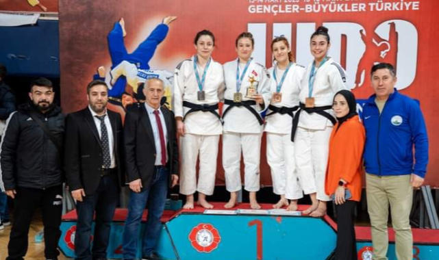 Bursalı Judoculardan 3 madalya