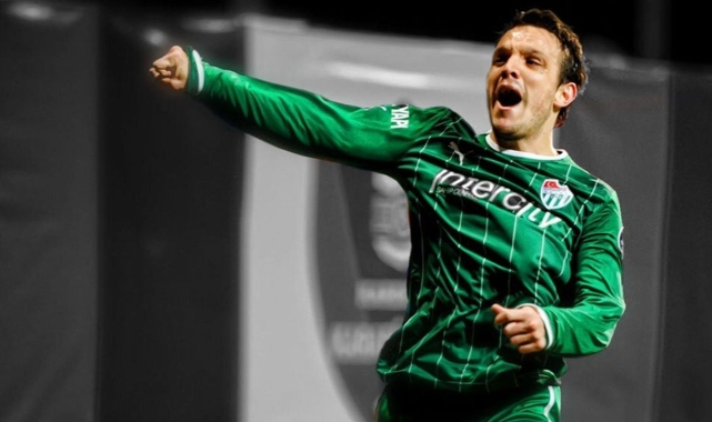 Bursaspor'un efsanesi geri döndü
