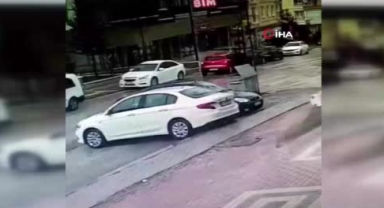 Çöp konteyneri halk otobüsüne çarptı