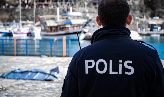 Denizde cansız bedeni bulunan gencin kimliği belli oldu
