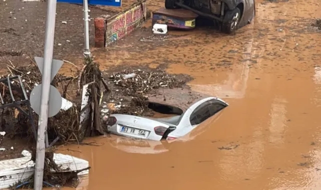 Deprem bölgesinde okullar yarın da tatil