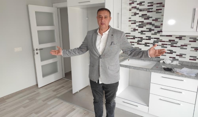 Depremden sonra evine döndü: Hayatının şokunu yaşadı