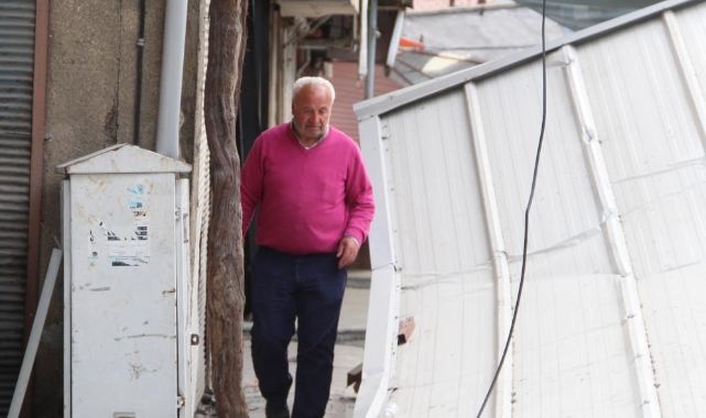 Depremin ardından en çok, mağdur olan 40 personeli için üzülüyor