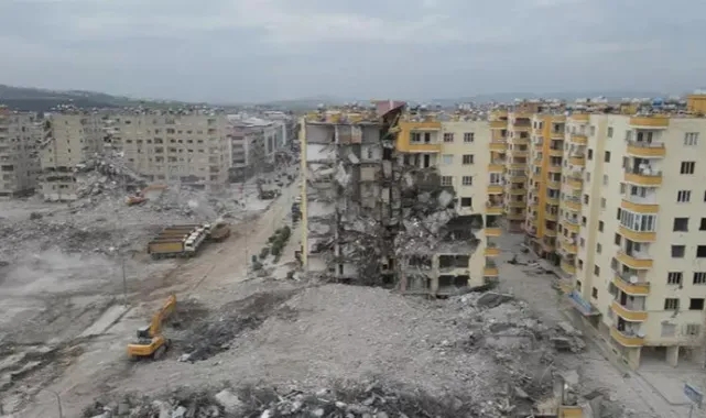 Depremzedelerin elektrik ve doğal gaz borçları silindi
