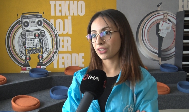 Dünya şampiyonu depremzededen yardım