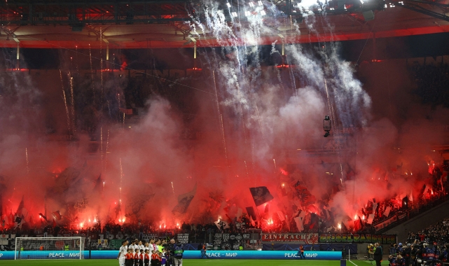 Eintracht Frankfurt seyircisine şok!