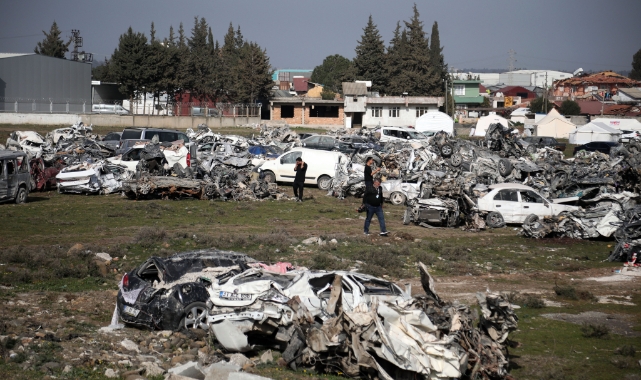 Hatay'da araç mezarlığı oluşturuldu