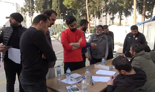 Hatay'da depremzedelerin hasar tespit çalışmaları başladı