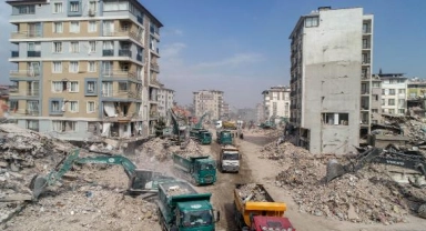 Hatay'da  karot ve demir örnekleri alma işlemleri sürüyor