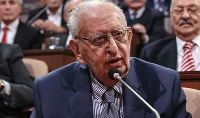 Hüsamettin Cindoruk hastaneye kaldırıldı