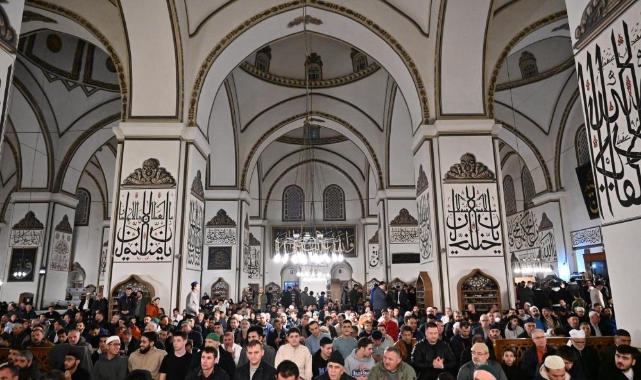 İlk teravih Ulu Cami’de
