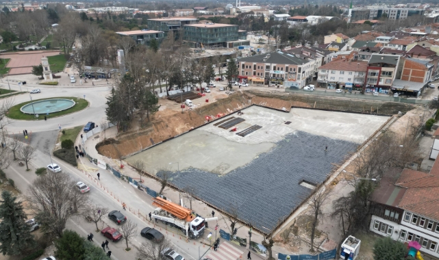 İnegöl'de Merkez Park şekilleniyor