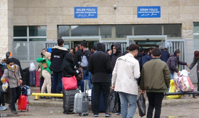 İranlı turistler Van'a akın etmeye başladı