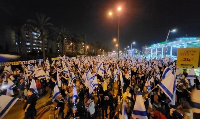 İsrail’de protestolar sürüyor