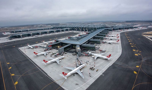 İstanbul havalimanları 2 ayda 16 milyon yolcuya hizmet etti