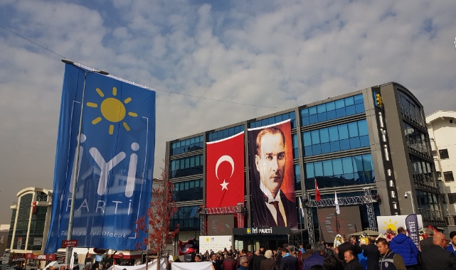İYİ Parti'den son açıklama: Karar almadık, kapı hala açık