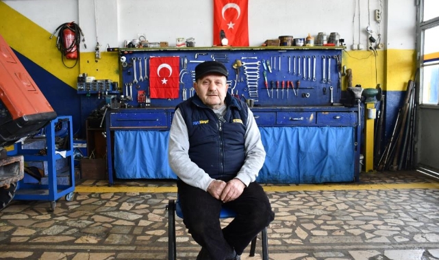 İznik’te yarım asırdır traktörlere can veriyor