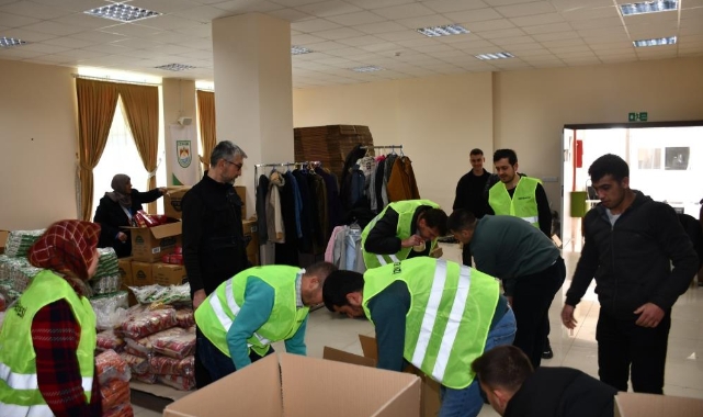 İznik’ten afet bölgesine destekler devam ediyor