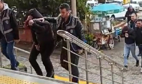 Kaçırdıkları kadına ormanlık alanda dehşeti yaşattılar