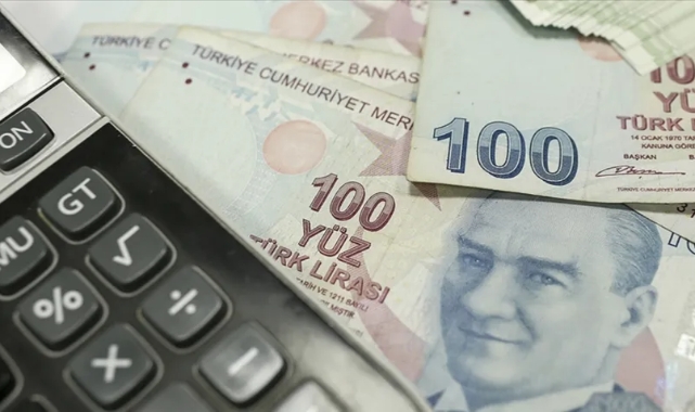 Kamudaki 700 bin işçinin zam pazarlığında trafik hızlandı