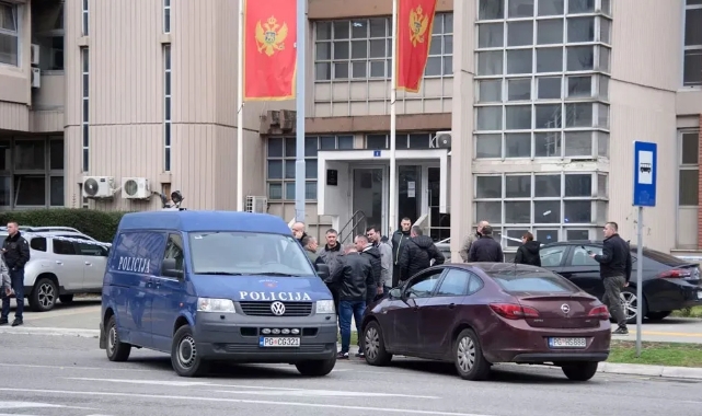 Karadağ'da mahkeme binasına saldırı: 5 yaralı
