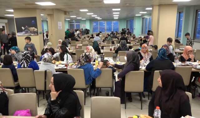 Kazanlar bu sefer depremzedeler için kaynadı