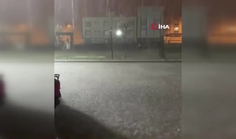 Kilis'te cadde ve sokaklar dereye döndü