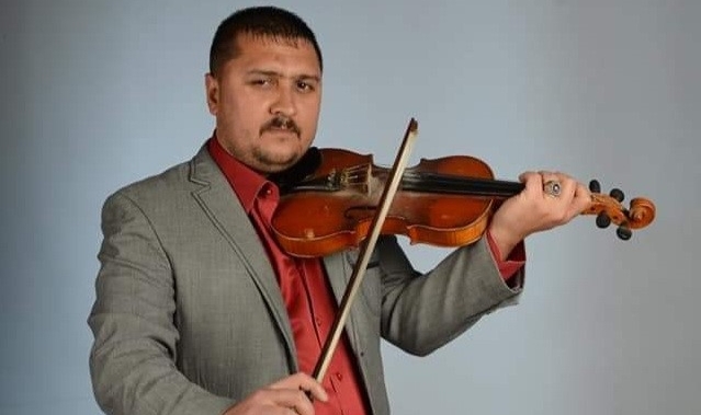 Manisa’da müzisyene pompalı tüfekle saldırı